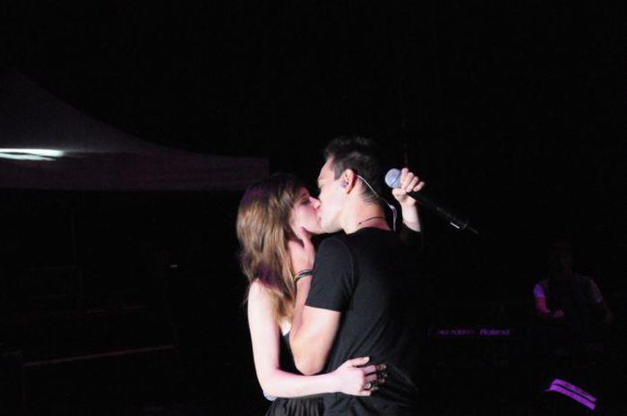 534840_581281755217972_501378810_n