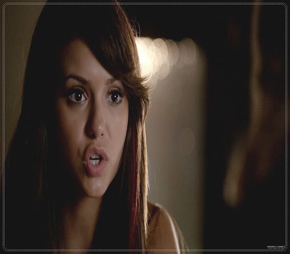 》N-ai vazut nimic, da?=))*inchide lada aia si o acopera cu o fata de masa; deschide o sticla si bea*