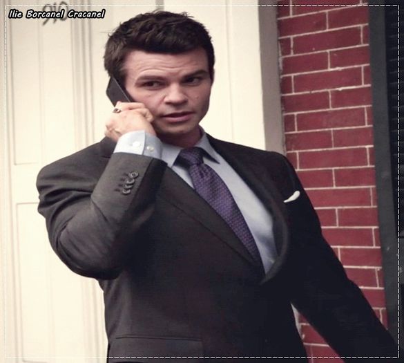 ;; clk *vorbeste la telefon* Nu, Duminica asta nu pot canta la Biserica...e 8 martie si trebuie; sa-i cant ei=))))
