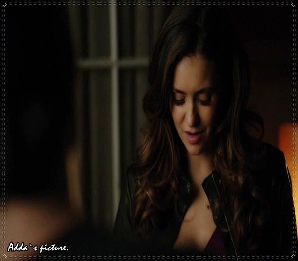 》Ce liniste e...*isi chirceste picioarele facandu-se mai mica si-l mangaie pe mana* - Epii 25 _ Replay