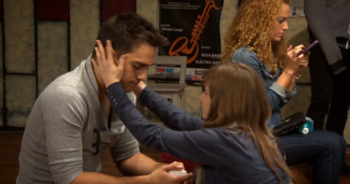 bandicam 2015-03-06 23-34-24-008