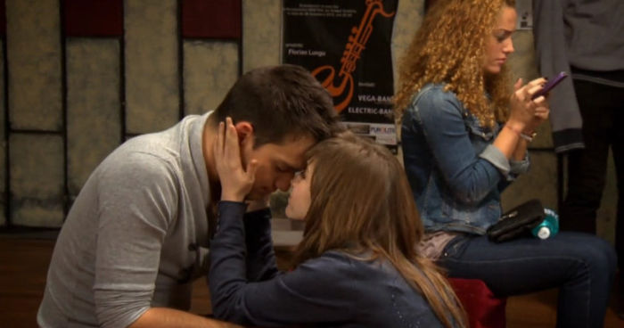 bandicam 2015-03-06 23-34-25-077