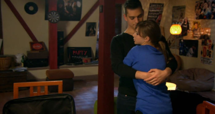 bandicam 2015-02-22 22-50-44-828