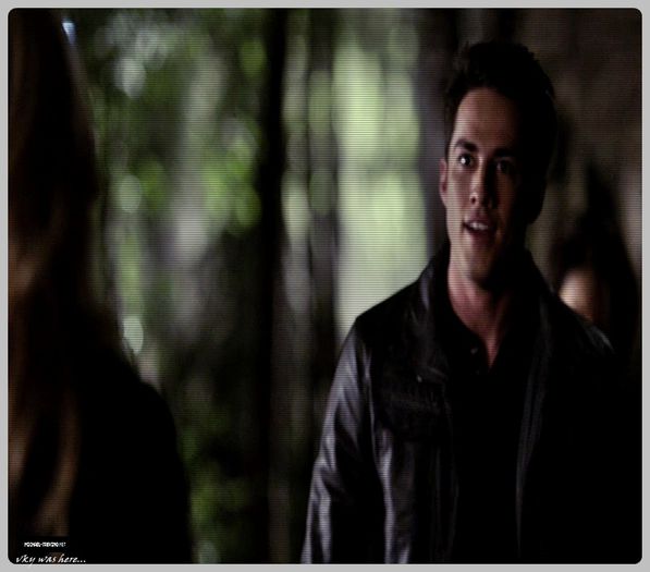 ▬ ❝Erau pentru amandoi tem;belule... Sau macar da`mi vodka inapoi...#fane[=))) - here - episode 44 - done