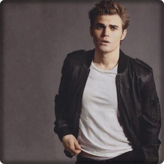 CL Dar poate vrea vodka #Tyler Nu l tai pe Jimmy , e toata averea mea #Lydia =)); Oh buna vampirelule,bne, tu? #alaric
