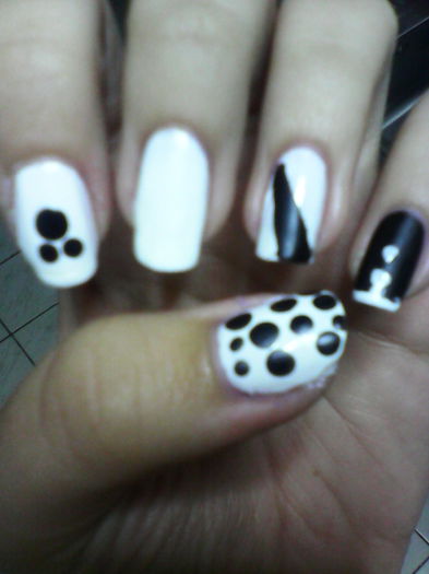 Shalala ce unghii frmse am ;X #adda=))))