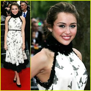 miley-cyrus-dolce-gabbana