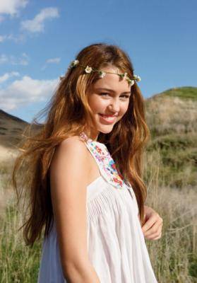 10112691_IOTEWFGED - Miley Cyrus