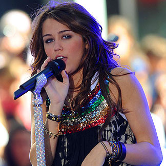 10172981_DMBLYZLBD - Miley Cyrus