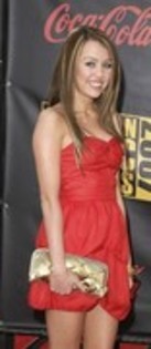 FDXYBYHNYXTETWSJMBU - Miley Cyrus