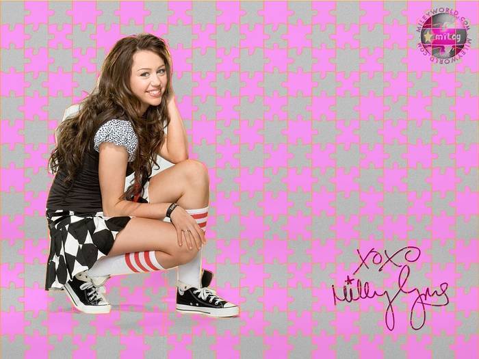 GDJESZNJFVAWZSURPAZ - Miley Cyrus