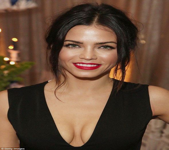 》Asa zicea ea...si ca planuiti si o nunta in luna mai=)))))))