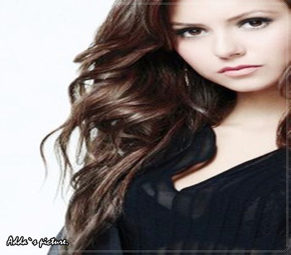 》*vorbeste deodata ca sa fie observata*..Gata, mahh, mai potoliti-va si voi...