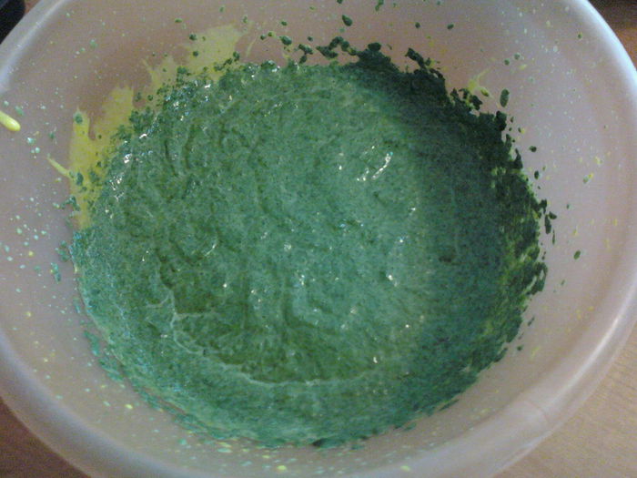 Aperitiv cu spanac și mazăre - 2; si 6 linguri spanac
