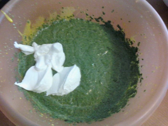 Aperitiv cu spanac și mazăre - 3; se adauga smantana
