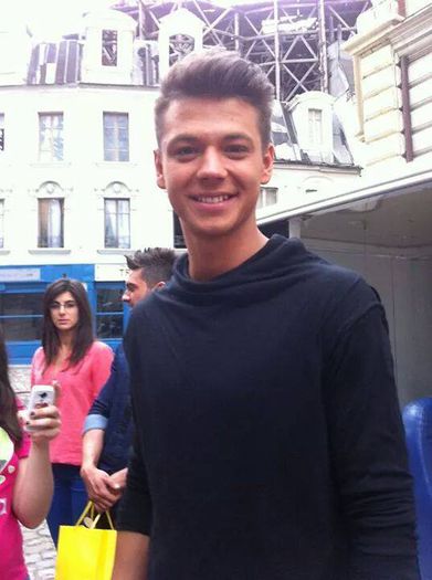 10421498_740294959357518_2601602876906353086_n