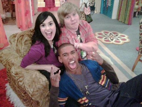 10239328_YTEMJTIGN - Demi Lovato