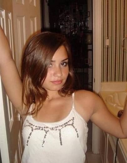 10239347_HWPGOMODS - Demi Lovato