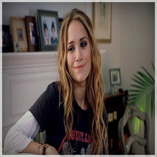 █ ▄→ eşti o ciudată, mai ciudată ca bătăuşa aia de adda -mikaela- bineînţeles -evil smile, david-:)) - Epii 26 _ Run this town
