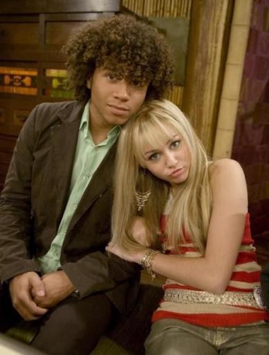 BJLKXYKNRSFLESDHLMK - Poze cu Miley