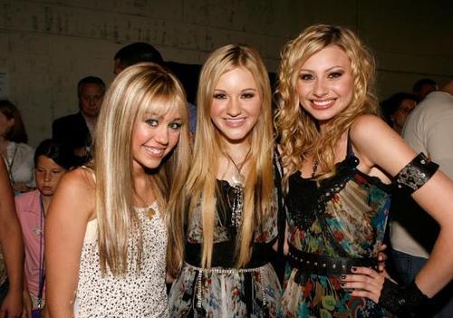 BvVVTp466814-02 - Poze cu Miley