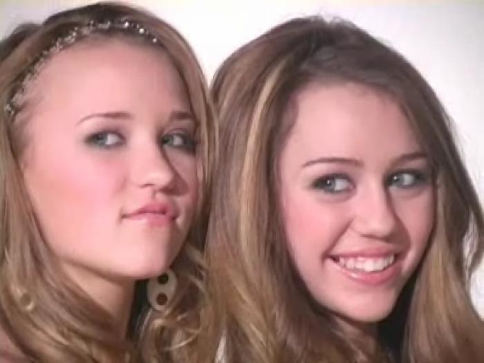 BWOOGVDKUUEYJLNIDFS - Poze cu Miley