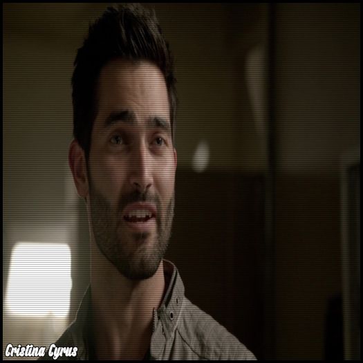 ➹`Петрова пожар.ϟ; *se ridică de pe scaun după ce termină CL; și se întinde către ceva care o face să nu mai fie anesteziată, delfinul ajunge aproape de fața ei, rânjește și după o injectează cu aia*
