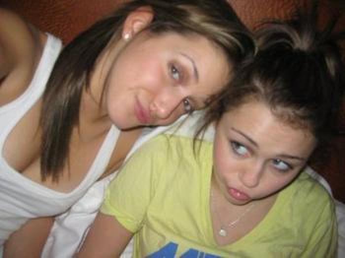 ijuhygtfrdewsaqSWRDHFTGYHUIOLPLOKIJUHYGTFRDESW - Poze cu Miley