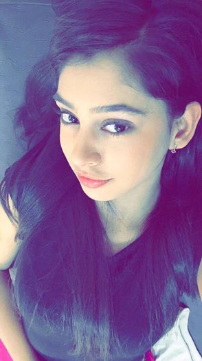 10653703_830094767038379_124741653817072155_n - Niti Taylor