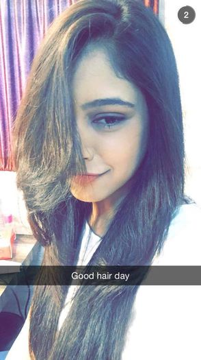 10659404_830095747038281_4992816240485865939_n - Niti Taylor