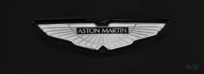 ASTON MARTIN - Simbolurile Masinilor