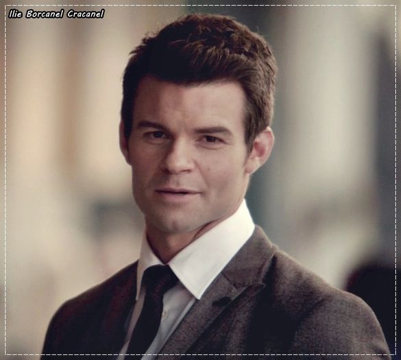 ;; *ii face cu mana* #Damon. *o trage mai langa el de langa dansator :-w=))))* #Kath.