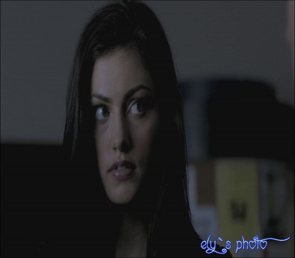 ✿ - Din cate am aflat si eu, Klaus a muscat-o pe Elena cl; su a disparut ca ma;;;arul in ceata si nu a mai vindecat-o. A incercat Stef sa-l sune dar nu raspunde. #elij Bye! #tatia
