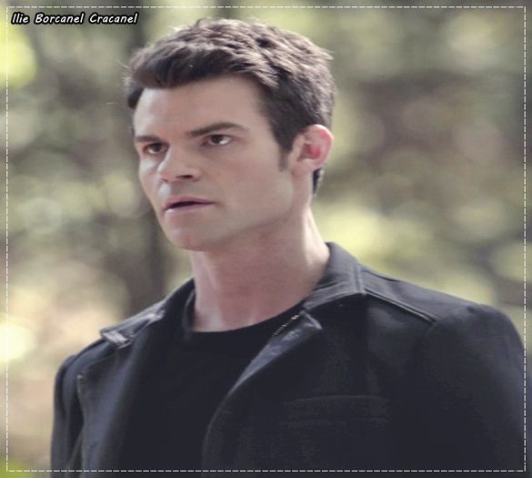 ;; clk Ok..*se uita dupa ea apoi se uita la Hayley* Klaus o sa aiba niste explicatii foarte; multe de dat cand o sa vina...*o acopera pe Elena la loc cu patura* Aduc cosci;ugul meu... nu o putem tine pe canapea la nesfarsit *dispare sa-si aduca cos;ciugu* =))))
