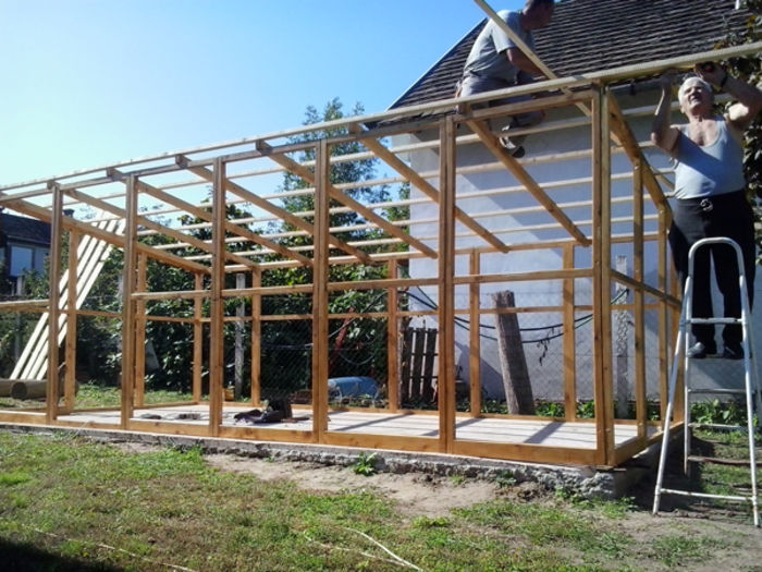 gh12 - Construirea unei crescatorii