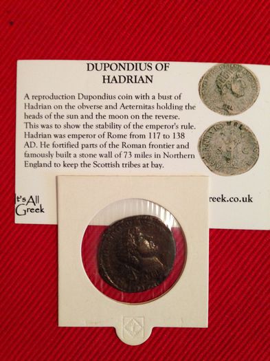 Reproducere dupondius Hadrian-50 lei