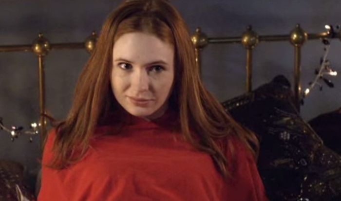 Poti sa ma legi de pat ;;) *da din gene*