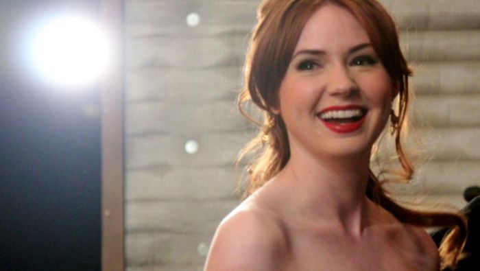 *se duce la frigider dati click pe link:):):)*; http://www.britishtotty.com/karen_gillan_nude_not_another_happy_ending_1-4.jpg
