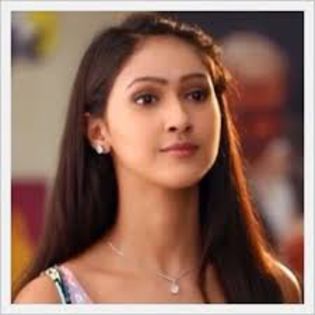 Krissann Barretto as Aliya Saxena - Cast