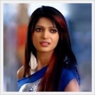 Charlie Chauhan as Mukti Vardhan - Cast