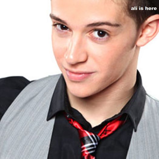 0 (15) - violetta