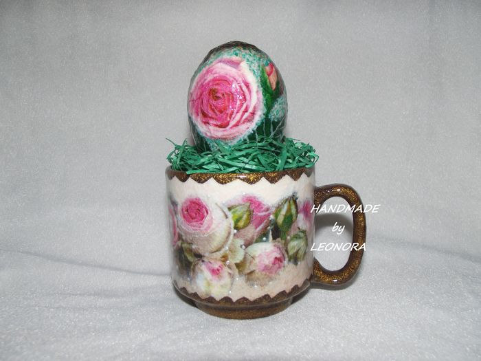 aranjament handmade Pasti - reciclare hartie-decoratiuni handmade de Pasti