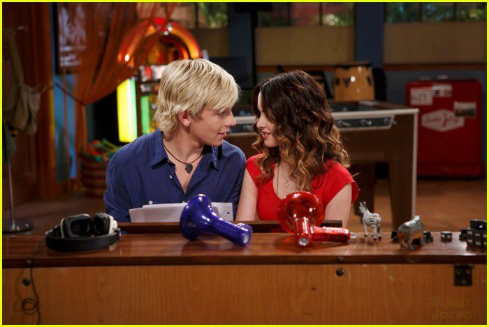 austin-ally-complications-stills-03 - austin and ally