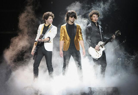 jonas-brothers-concert