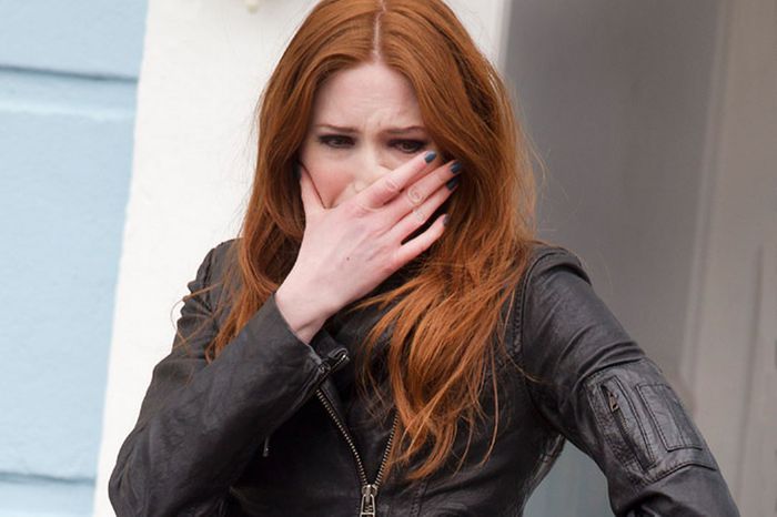 Acum o sa rada astia de mine ca pe un picior sunt mai inalta si pe altul mai pitica.