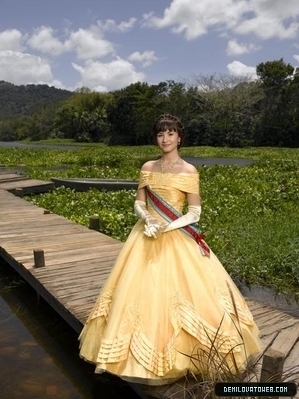 Princess-Protection-Program-Photoshoot-demi-lovato-6441494-299-399 - xoxo-demz selz-xoxo