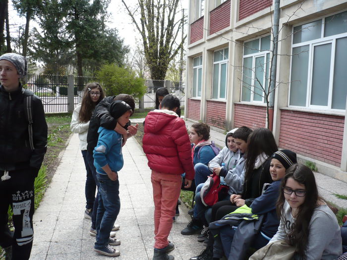 P1110616 - 2015 - 8 aprilie