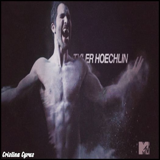 ➹`Петрова пожар.ϟ; Ie greu să intru cu toate personajele, mor.