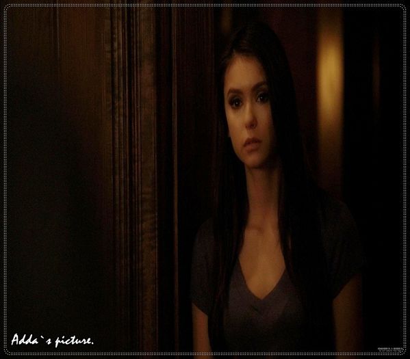 》*se ridica de pe Caro si sare si pe Damon* Heey ;o3