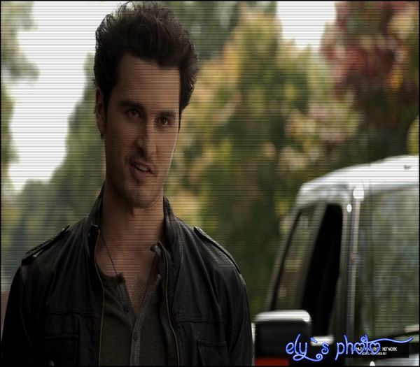 ✿ - *iese in curte la gratar si danseaza*